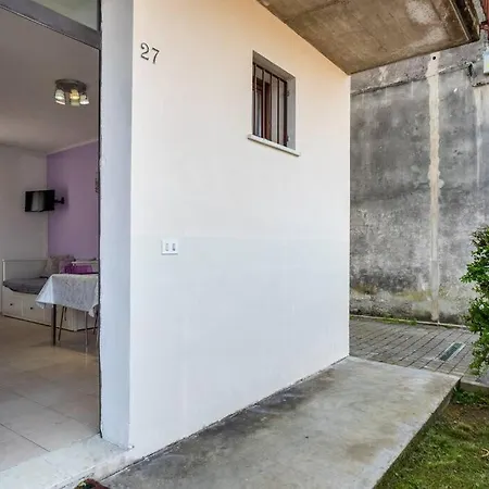 Comfort Flat With Parking!