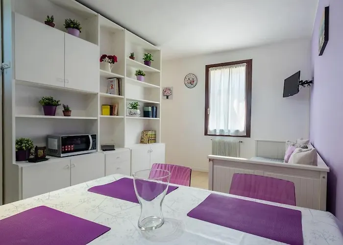 아파트 Comfort Flat With Parking! 비첸차